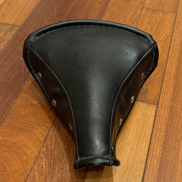 Vintage Black Leather Bicycle Saddle - Picture 6 of 6